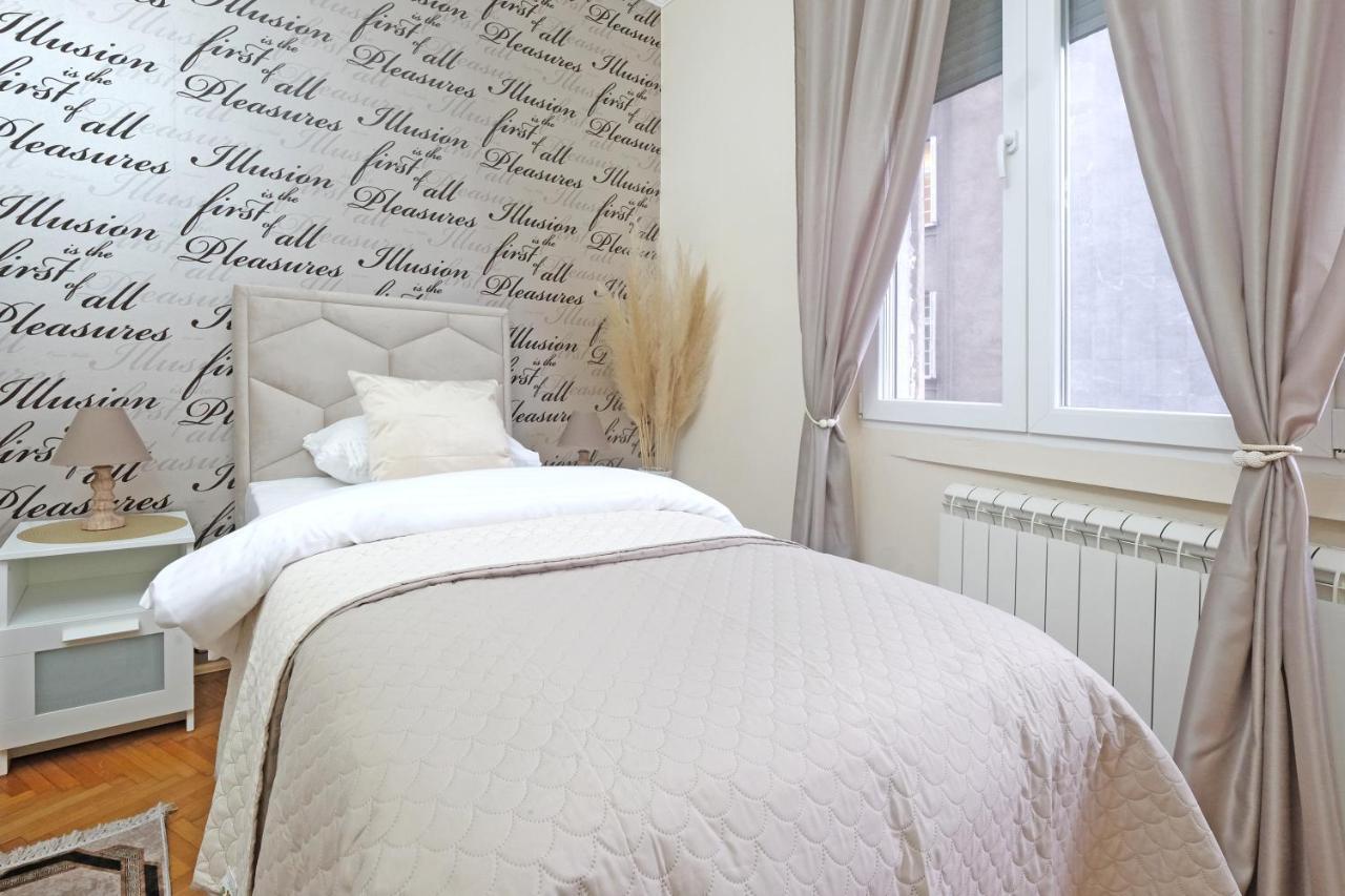 Illusion Downtown Apartment Belgrade Exterior photo